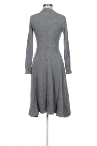 Рокля Reserved, Размер S, Цвят Сив, Цена 9,97 €