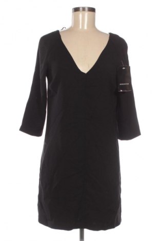 Šaty  Reserved, Velikost S, Barva Černá, Cena  819,00 Kč