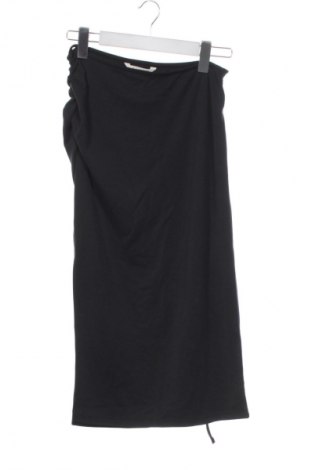 Пола Review, Размер XS, Цвят Черен, Цена 7,15 €