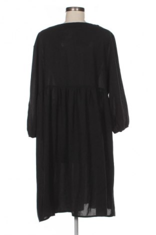 Φόρεμα SHEIN, Μέγεθος XXL, Χρώμα Μαύρο, Τιμή 11,99 €