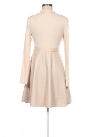 Šaty  SHEIN, Velikost M, Barva Krémová, Cena  369,00 Kč