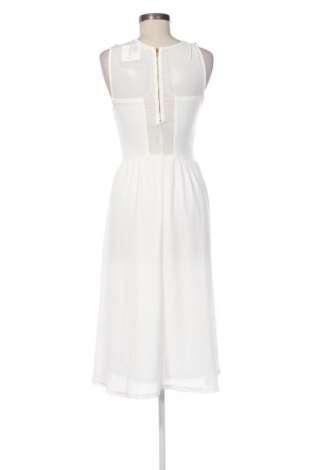 Φόρεμα Sans Souci, Μέγεθος S, Χρώμα Λευκό, Τιμή 13,99 €