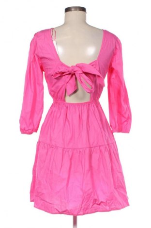 Рокля Sinsay, Размер S, Цвят Розов, Цена 37,41 €