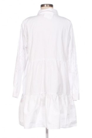 Рокля Sinsay, Размер XL, Цвят Бял, Цена 10,73 €