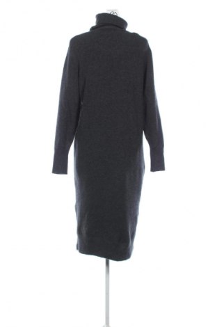 Šaty  Sora, Velikost M, Barva Šedá, Cena  49,00 Kč