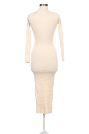 Φόρεμα Stradivarius, Μέγεθος S, Χρώμα  Μπέζ, Τιμή 21,99 €