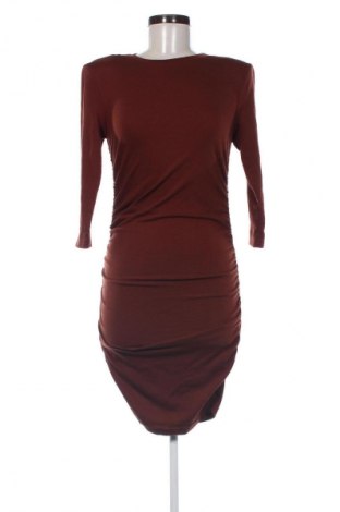 Рокля Stradivarius, Размер M, Цвят Кафяв, Цена 20,45 €