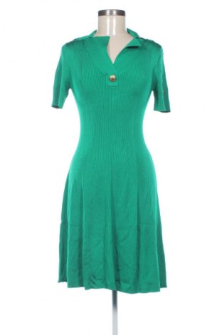 Рокля Tommy Hilfiger, Размер S, Цвят Зелен, Цена 61,35 €, #135370030