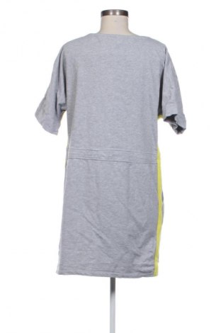 Рокля Up 2 Fashion, Размер L, Цвят Сив, Цена 15,00 €