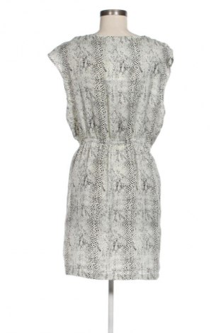 Рокля VILA, Размер L, Цвят Многоцветен, Цена 14,31 €