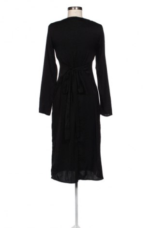 Рокля VILA, Размер XS, Цвят Черен, Цена 17,38 €