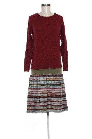 Рокля Vero Moda, Размер M, Цвят Многоцветен, Цена 2,04 €