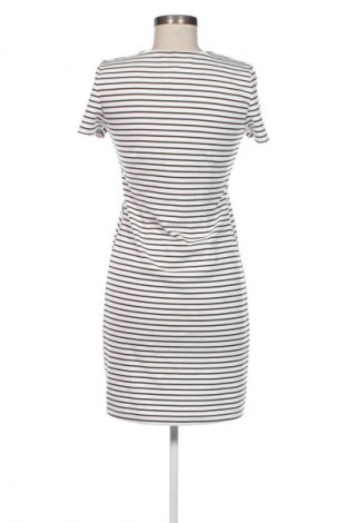 Рокля Vero Moda, Размер S, Цвят Многоцветен, Цена 14,31 €