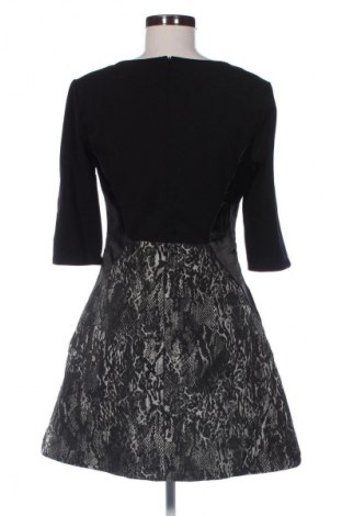 Рокля You & You, Размер M, Цвят Многоцветен, Цена 21,99 €