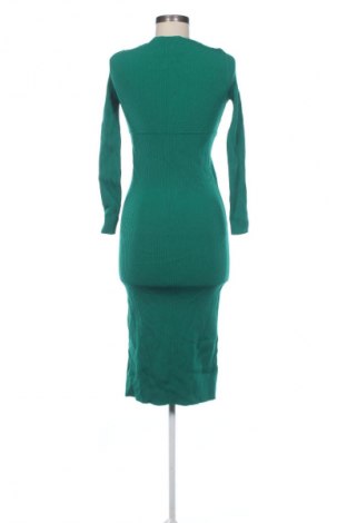 Рокля Zara, Размер M, Цвят Зелен, Цена 5,11 €