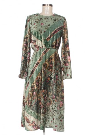 Рокля Zara, Размер M, Цвят Многоцветен, Цена 7,66 €