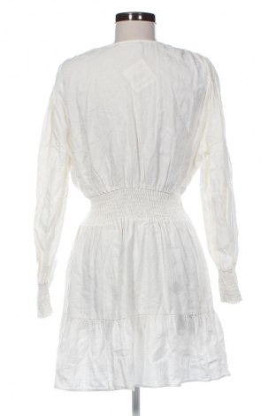 Рокля Zara, Размер XL, Цвят Бял, Цена 13,29 €