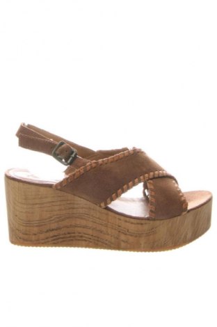 Sandále Alesya, Veľkosť 39, Farba Hnedá, Cena  58,95 €