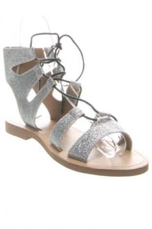 Sandále Alesya, Veľkosť 37, Farba Strieborná, Cena  51,95 €