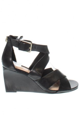 Сандали Clarks, Размер 41, Цвят Черен, Цена 53,78 €