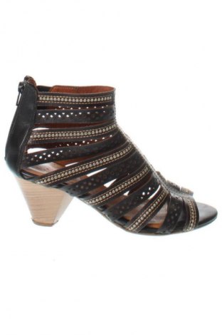 Сандали Pikolinos, Размер 38, Цвят Многоцветен, Цена 40,39 €