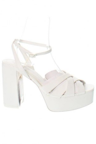 Sandále Stradivarius, Veľkosť 40, Farba Biela, Cena  20,95 €