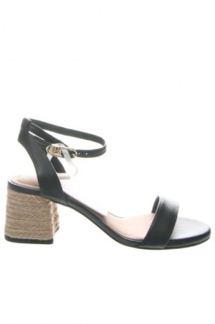 Szandálok Tommy Hilfiger, Méret 36, Szín Fekete, Ár 59 329 Ft, #135401756