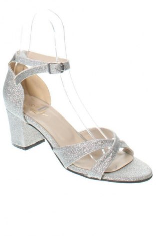 Sandále Unbranded, Veľkosť 39, Farba Strieborná, Cena  26,00 €