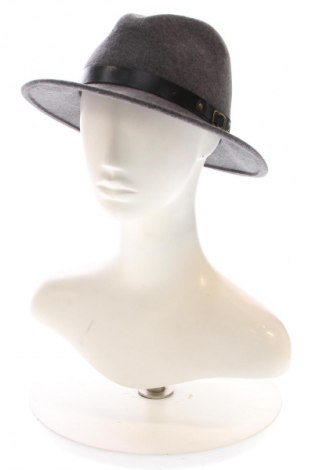 Шапка Seeberger, Цвят Сив, Цена 23,00 €