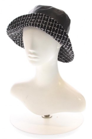 Mütze Stradivarius, Farbe Mehrfarbig, Preis € 13,00