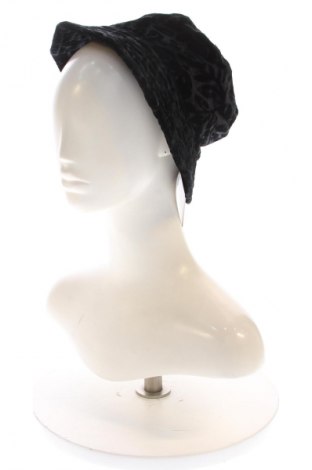 Шапка Unbranded, Цвят Черен, Цена 9,20 €