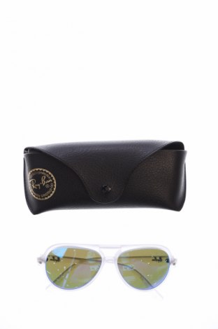 Слънчеви очила Ray Ban, Цвят Бял, Цена 53,68 €