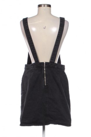 Γυναικεία σαλοπέτα F&F, Μέγεθος M, Χρώμα Μαύρο, Τιμή 11,99 €