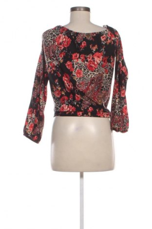 Дамска блуза Unbranded, Размер M, Цвят Многоцветен, Цена 2,04 €