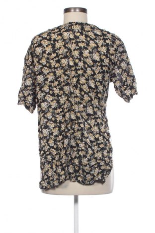 Cămașă de femei Unbranded, Mărime M, Culoare Multicolor, Preț 19,99 Lei