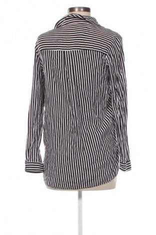 Дамска риза LC Waikiki, Размер M, Цвят Многоцветен, Цена 4,60 €