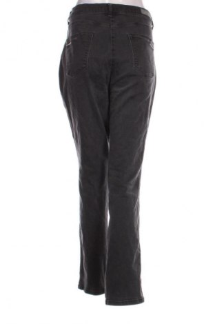 Дамски дънки Brax, Размер XL, Цвят Сив, Цена 32,72 €