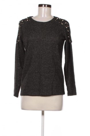 Dámský svetr Unbranded, Velikost L, Barva Šedá, Cena  149,00 Kč