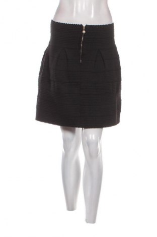 Пола Unbranded, Размер S, Цвят Черен, Цена 2,04 €