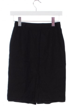 Пола Unbranded, Размер XS, Цвят Черен, Цена 2,04 €