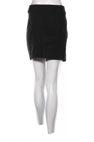 Пола Unbranded, Размер M, Цвят Черен, Цена 2,04 €