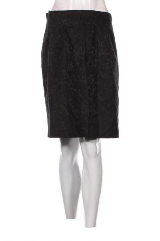 Пола Unbranded, Размер M, Цвят Черен, Цена 2,04 €