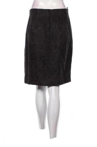 Пола Unbranded, Размер M, Цвят Черен, Цена 2,04 €