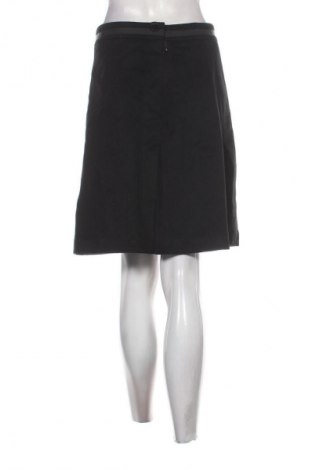 Пола Unbranded, Размер M, Цвят Черен, Цена 2,04 €