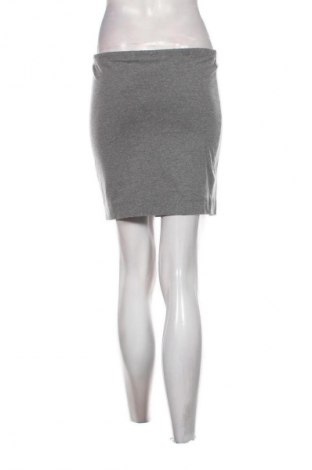 Пола Ajc, Размер S, Цвят Сив, Цена 2,04 €