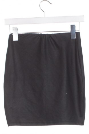 Пола Amisu, Размер XS, Цвят Черен, Цена 2,04 €