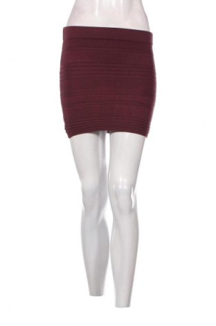 Пола Amisu, Размер S, Цвят Лилав, Цена 2,04 €