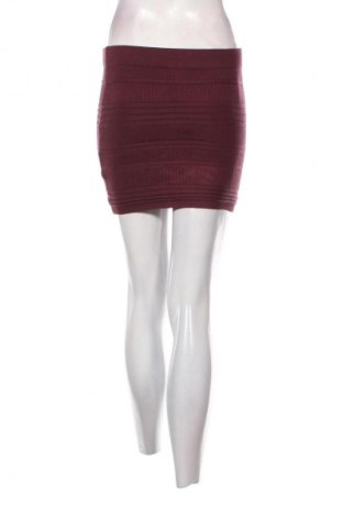 Пола Amisu, Размер S, Цвят Лилав, Цена 2,04 €