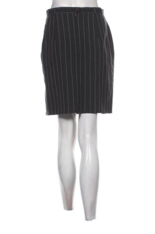 Пола Elements, Размер S, Цвят Черен, Цена 3,06 €