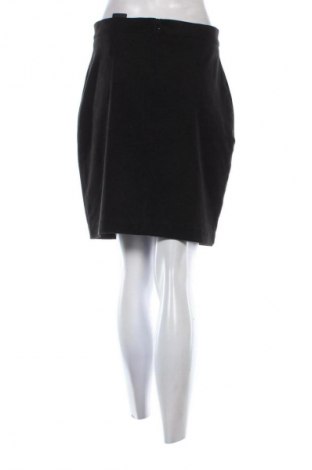 Пола H&M, Размер M, Цвят Черен, Цена 2,04 €